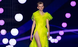 Erstmals präsentierte sich Kathy am Donnerstag im Designerkleid bei "Germanys Next Topmodel". Die Fashionshow entschied über den Einzug ins Model-Haus. - ProSieben/Daniel Graf Erstmals präsentierte sich Kathy am Donnerstag im Designerkleid bei "Germanys Next Topmodel". Die Fashionshow entschied über den Einzug ins Model-Haus. - ProSieben/Daniel Graf