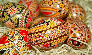 Beim „internationalen Ostereiermarkt" versammeln sich über 40 Künstler und zeigen, wie aus den zerbrechlichen Rohlingen wahre Kunstwerke entstehen. - Pixabay (Symbolfoto) Beim „internationalen Ostereiermarkt" versammeln sich über 40 Künstler und zeigen, wie aus den zerbrechlichen Rohlingen wahre Kunstwerke entstehen. - Pixabay (Symbolfoto)