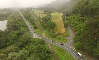 Ortsumgehung: Am Bahnübergang Godelheimer See soll der Neubau der Bundesstraße 64 beginnen. - Jens Reddeker Ortsumgehung: Am Bahnübergang Godelheimer See soll der Neubau der Bundesstraße 64 beginnen. - Jens Reddeker