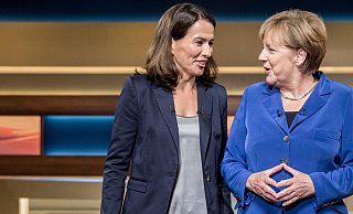 Positionierte sich deutlich: Angela Merkel (r.) war zu Gast bei Anne Will. - dpa Positionierte sich deutlich: Angela Merkel (r.) war zu Gast bei Anne Will. - dpa