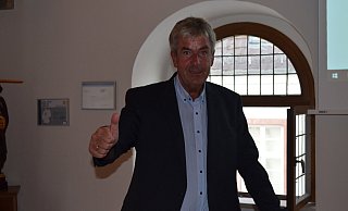 Hermann Temme (CDU) geht in seine dritte Amtszeit. Die Bürger der Stadt Brakel wählten ihn am Sonntag erneut zu ihrem Bürgermeister. Foto: Nicole Niemann - Nicole Niemann Hermann Temme (CDU) geht in seine dritte Amtszeit. Die Bürger der Stadt Brakel wählten ihn am Sonntag erneut zu ihrem Bürgermeister. Foto: Nicole Niemann - Nicole Niemann