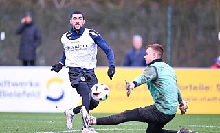 Arminia-Profi Nassim Boujellab hat sich mit guten Trainingseindrücken wieder herangekämpft. - Teresa Kroeger Arminia-Profi Nassim Boujellab hat sich mit guten Trainingseindrücken wieder herangekämpft. - Teresa Kroeger