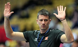 Der Schweizer Trainer Andy Schmid sieht sein Team im WM-Spiel gegen Deutschland in der klaren Außenseiterrolle. - Soeren Stache/dpa Der Schweizer Trainer Andy Schmid sieht sein Team im WM-Spiel gegen Deutschland in der klaren Außenseiterrolle. - Soeren Stache/dpa