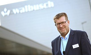 Christian Busch leitet das Solinger Familienunternehmen Walbusch Walter Busch GmbH & Co. KG und hat das Logistikzentrum des kriselnden Modeherstellers Gerry Weber im Ravenna-Park für sich übernommen. - Nicole Donath Christian Busch leitet das Solinger Familienunternehmen Walbusch Walter Busch GmbH & Co. KG und hat das Logistikzentrum des kriselnden Modeherstellers Gerry Weber im Ravenna-Park für sich übernommen. - Nicole Donath