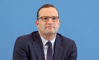 Gesundheitsminister Jens Spahn soricht am 26. August in Hövelhof. - epd-bild/Rolf Zoellner Gesundheitsminister Jens Spahn soricht am 26. August in Hövelhof. - epd-bild/Rolf Zoellner