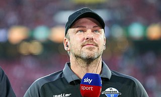 SCP-Trainer Lukas Kwasniok übte vor dem Topspiel in Düsseldorf Kritik an der Berichterstattung dazu. - imago/DeFodi SCP-Trainer Lukas Kwasniok übte vor dem Topspiel in Düsseldorf Kritik an der Berichterstattung dazu. - imago/DeFodi