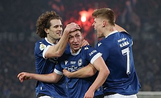 Marius Wörl (M) schoss Arminia Bielefeld mit 1:0 in Führung. - Friso Gentsch/dpa Marius Wörl (M) schoss Arminia Bielefeld mit 1:0 in Führung. - Friso Gentsch/dpa