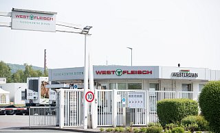 In der Belegschaft dieses Westfleisch/Westcrown-Betriebs in Dissen gibt es 92 positive Corona-Infektionen. - dpa In der Belegschaft dieses Westfleisch/Westcrown-Betriebs in Dissen gibt es 92 positive Corona-Infektionen. - dpa