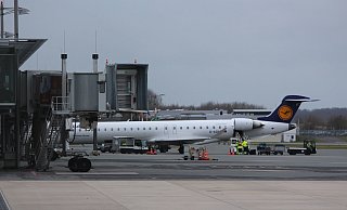 Die Lufthansa fliegt nun wieder jeden Tag vom Airport Paderborn/Lippstadt nach München. - Jens Reddeker Die Lufthansa fliegt nun wieder jeden Tag vom Airport Paderborn/Lippstadt nach München. - Jens Reddeker