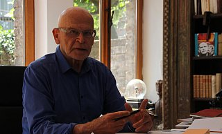Günter Wallraff ist investigativer Journalist. - Lieselotte Hasselhoff Günter Wallraff ist investigativer Journalist. - Lieselotte Hasselhoff