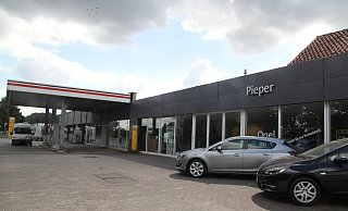 In das Autohaus Pieper wurde eingebrochen. - Klaus Frensing In das Autohaus Pieper wurde eingebrochen. - Klaus Frensing