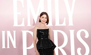 Die britische Schauspielerin Lily Collins . - Jordan Strauss/Invision/AP Die britische Schauspielerin Lily Collins . - Jordan Strauss/Invision/AP