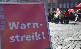 In Minden streikten mehr als 1.500 Menschen. - Thomas Lieske In Minden streikten mehr als 1.500 Menschen. - Thomas Lieske