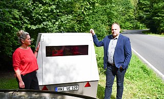 Blitzer Holga soll für Schutz auf den Straßen des Landkreises Holzminden sorgen. - Landkreis Holzminden Blitzer Holga soll für Schutz auf den Straßen des Landkreises Holzminden sorgen. - Landkreis Holzminden