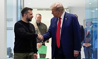 Trump zeigt sich offen für Verhandlungen, Selenskyj hofft auf seine Hilfe. (Archivbild) - Julia Demaree Nikhinson/AP/dpa Trump zeigt sich offen für Verhandlungen, Selenskyj hofft auf seine Hilfe. (Archivbild) - Julia Demaree Nikhinson/AP/dpa
