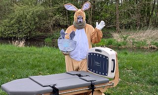 Oster-Überraschung: Passend zu den Feiertagen stand das Galileo-Gerät bei Familie Kemner. Der Osterhase winkte noch kurz und verschwand dann. - Familie Kemner Oster-Überraschung: Passend zu den Feiertagen stand das Galileo-Gerät bei Familie Kemner. Der Osterhase winkte noch kurz und verschwand dann. - Familie Kemner