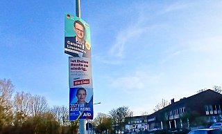 Wahlplakate sollen am Straßenrand Aufmerksamkeit erzeugen. In Borchen ist zwischen Rathaus und Lidl jede Straßenlaterne von Parteien bedacht worden. - Uwe Müller Wahlplakate sollen am Straßenrand Aufmerksamkeit erzeugen. In Borchen ist zwischen Rathaus und Lidl jede Straßenlaterne von Parteien bedacht worden. - Uwe Müller