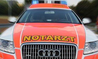 Der Motorradfahrer wurde per Rettungswagen mit schweren Verletzungen in ein Paderborner Krankenhaus gebracht. - Symbolbild: David Schellenberg Der Motorradfahrer wurde per Rettungswagen mit schweren Verletzungen in ein Paderborner Krankenhaus gebracht. - Symbolbild: David Schellenberg
