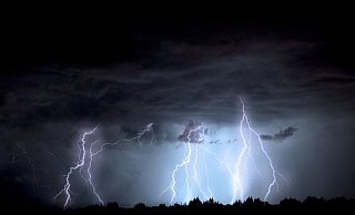 In Gütersloh kann es am Freitag kräftig gewittern. Es liegt eine offizielle Warnung des Deutschen Wetterdienstes (DWD) vor. Eine Vorab-Meldung des DWD gilt vorerst bis 20 Uhr. - Symbolfoto/Pixabay In Gütersloh kann es am Freitag kräftig gewittern. Es liegt eine offizielle Warnung des Deutschen Wetterdienstes (DWD) vor. Eine Vorab-Meldung des DWD gilt vorerst bis 20 Uhr. - Symbolfoto/Pixabay