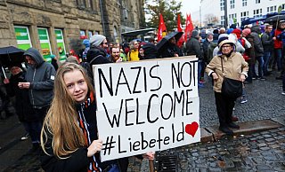 Sollte die Demo der Neonazis am 9. November stattfinden, ist wieder mit einem breiten bürgerlichen Protest in der Bielefelder Innenstadt zu rechnen. - Sarah Jonek Sollte die Demo der Neonazis am 9. November stattfinden, ist wieder mit einem breiten bürgerlichen Protest in der Bielefelder Innenstadt zu rechnen. - Sarah Jonek