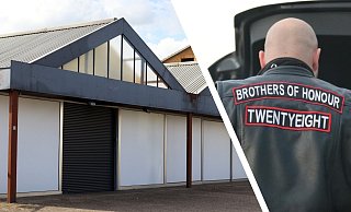Die ehemalige Gärtnerei ist offenbar eine wichtige Location für die Neonazi-Szene. Einige Teilnehmer des Konzerts in Veltheim trugen 2022 Kutten mit der Aufschrift "Brothers of Honour. Fotos: - Alex Lehn/Pixelarchiv Die ehemalige Gärtnerei ist offenbar eine wichtige Location für die Neonazi-Szene. Einige Teilnehmer des Konzerts in Veltheim trugen 2022 Kutten mit der Aufschrift "Brothers of Honour. Fotos: - Alex Lehn/Pixelarchiv
