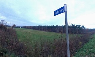Das Gewerbegebiet Kiefernweg wurde vom Ausschuss für Bauen und Städtebau auf den Weg gebracht. Am Montag stimmt der Rat über den Satzungsbeschluss zur Änderung des Bebauungsplans ab. - Robert Becker Das Gewerbegebiet Kiefernweg wurde vom Ausschuss für Bauen und Städtebau auf den Weg gebracht. Am Montag stimmt der Rat über den Satzungsbeschluss zur Änderung des Bebauungsplans ab. - Robert Becker
