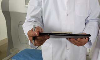 Ein Paderborner Facharzt hatte Einspruch gegen Bußgelder nach Strafanzeigen wegen Verstößen gegen die Coronaschutzverordnung eingelegt. - (Symbolbild) Pixabay Ein Paderborner Facharzt hatte Einspruch gegen Bußgelder nach Strafanzeigen wegen Verstößen gegen die Coronaschutzverordnung eingelegt. - (Symbolbild) Pixabay