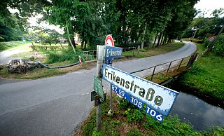 Die Erikenstraße in Avenwedde soll künftig ein Radweg werden. - Andreas Frücht Die Erikenstraße in Avenwedde soll künftig ein Radweg werden. - Andreas Frücht