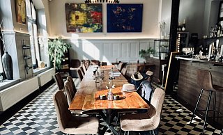Ein letzter Blick in das Restaurant Law & Order. - Stefan Becker Ein letzter Blick in das Restaurant Law & Order. - Stefan Becker