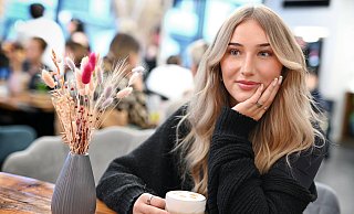 DSDS-Kandidatin Anna-Sophie Dück aus Bielefeld weiß, was sie will. - Barbara Franke DSDS-Kandidatin Anna-Sophie Dück aus Bielefeld weiß, was sie will. - Barbara Franke