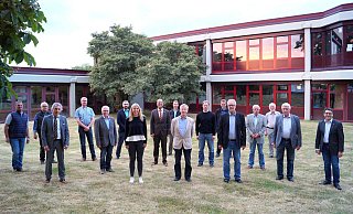 Die Kandidaten des CDU-Stadtverband zur Kommunalwahl. Außerdem: Frank Pape (Vorsitzender des CDU-Stadtverbands Preußisch Oldendorf), Dr. Oliver Vogt (Vorsitzender des CDU-Kreisverbands, Bürgermeister Marko Steiner und der scheidende CDU-Fraktionsvorsitzende, Herbert Weingärtner. - Michael Grundmeier Die Kandidaten des CDU-Stadtverband zur Kommunalwahl. Außerdem: Frank Pape (Vorsitzender des CDU-Stadtverbands Preußisch Oldendorf), Dr. Oliver Vogt (Vorsitzender des CDU-Kreisverbands, Bürgermeister Marko Steiner und der scheidende CDU-Fraktionsvorsitzende, Herbert Weingärtner. - Michael Grundmeier