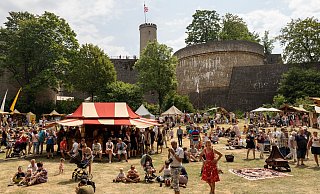 Ein Besuchermagnet: Das Sparenburgfest lockte an drei Tagen zur Festung. - Dennis Angenendt Ein Besuchermagnet: Das Sparenburgfest lockte an drei Tagen zur Festung. - Dennis Angenendt
