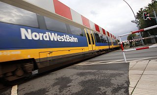 Die Sennebahn der Nordwestbahn verkehrt zwischen Paderborn und Bielefeld. - Sigurd Gringel (Archiv) Die Sennebahn der Nordwestbahn verkehrt zwischen Paderborn und Bielefeld. - Sigurd Gringel (Archiv)