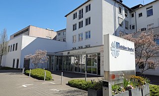 Im Herforder Mathilden-Hospital sind inzwischen auch Patienten auf der Station mit dem Coronavirus infiziert, auf der sich schon Pflegekräfte gegenseitig angesteckt hatten. - Frank-Michael Kiel-Steinkamp Im Herforder Mathilden-Hospital sind inzwischen auch Patienten auf der Station mit dem Coronavirus infiziert, auf der sich schon Pflegekräfte gegenseitig angesteckt hatten. - Frank-Michael Kiel-Steinkamp