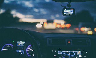 Ein Nickerchen an der Ampel rief jetzt die Polizei auf den Plan. - Symbolbild: Unsplash Ein Nickerchen an der Ampel rief jetzt die Polizei auf den Plan. - Symbolbild: Unsplash