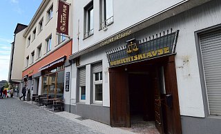 Die Räume der früheren Kneipe "Gerichtsklause" am Bogen in Paderborn stehen seit drei Jahren leer. - Lena Henning Die Räume der früheren Kneipe "Gerichtsklause" am Bogen in Paderborn stehen seit drei Jahren leer. - Lena Henning