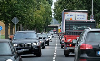 Noch schleppender als sonst lief der Verkehr in den vergangenen Tagen Richtung Bielefeld auf der B61. - Andreas Frücht Noch schleppender als sonst lief der Verkehr in den vergangenen Tagen Richtung Bielefeld auf der B61. - Andreas Frücht