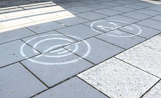 Ab Freitag gelten weitere Lockerungen der Coronamaßnahmen im Kreis Höxter. - (Symbolbild) Lena Henning Ab Freitag gelten weitere Lockerungen der Coronamaßnahmen im Kreis Höxter. - (Symbolbild) Lena Henning