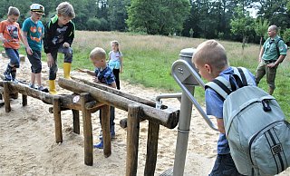 Kinder und Jugendliche, wie hier eine Gruppe von Pfadfindern, sollen nach den Vorstellungen der Antragstellerinnen selbst bei der Gestaltung mitwirken. - Karin Prignitz Kinder und Jugendliche, wie hier eine Gruppe von Pfadfindern, sollen nach den Vorstellungen der Antragstellerinnen selbst bei der Gestaltung mitwirken. - Karin Prignitz