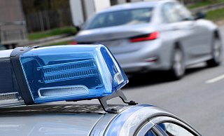 Die entsprechende Szene in Gütersloh wird von der Polizei engmaschig beobachtet. - Symbolbild Picture Alliance Die entsprechende Szene in Gütersloh wird von der Polizei engmaschig beobachtet. - Symbolbild Picture Alliance