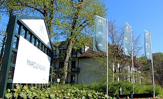 Die Marcus Klinik der Gräflichen Unternehmensgruppe in Bad Driburg ist eine Rehabilitationsfachklinik für Neurologie, Orthopädie und Traumatologie. - Burkhard Battran Die Marcus Klinik der Gräflichen Unternehmensgruppe in Bad Driburg ist eine Rehabilitationsfachklinik für Neurologie, Orthopädie und Traumatologie. - Burkhard Battran
