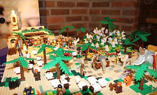 Die Stationen der Weihnachtsgeschichte im Lego-Format. - Moritz Jülich Die Stationen der Weihnachtsgeschichte im Lego-Format. - Moritz Jülich