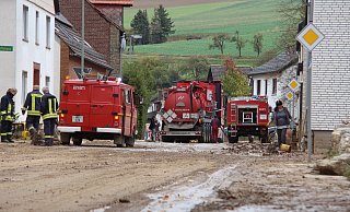 Das Problem an Tag 2: Die Schlamm-Masse wird immer fester. - David Schellenberg Das Problem an Tag 2: Die Schlamm-Masse wird immer fester. - David Schellenberg