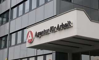Die Agentur für Arbeit Paderborn präsentiert die Arbeitslosenzahlen für den Monat Juni. - Mareike Gröneweg Die Agentur für Arbeit Paderborn präsentiert die Arbeitslosenzahlen für den Monat Juni. - Mareike Gröneweg