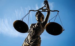 Das Landgericht hat die Haftbefehle gegen zwei Angeklagte aufgehoben. - Picture Alliance Das Landgericht hat die Haftbefehle gegen zwei Angeklagte aufgehoben. - Picture Alliance
