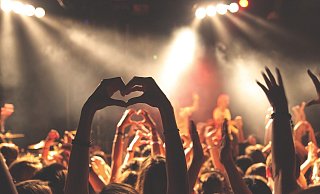 Das Partyvolk muss sich weiter gedulden. - Pixabay Das Partyvolk muss sich weiter gedulden. - Pixabay
