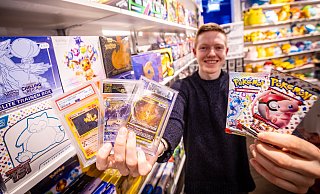 Riesentrend kommt nach Bielefeld: Rafael Janßen hat in Bielefeld ein Spezialgeschäft für Manga & Anime eröffnet. - Mike-Dennis Müller / www.mdm.photo Riesentrend kommt nach Bielefeld: Rafael Janßen hat in Bielefeld ein Spezialgeschäft für Manga & Anime eröffnet. - Mike-Dennis Müller / www.mdm.photo