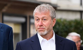 Der russische Oligarch Roman Abramowitsch hat vor dem EU-Gericht geklagt - und eine Niederlage erlitten. (Archivbild) - Anthony Anex/KEYSTONE/dpa Der russische Oligarch Roman Abramowitsch hat vor dem EU-Gericht geklagt - und eine Niederlage erlitten. (Archivbild) - Anthony Anex/KEYSTONE/dpa