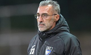 Nach nur 115 Tagen ist für Thomas Stratos die zweite Amtszeit als Trainer des SC Wiedenbrück schon wieder vorbei. - sport/presse/foto Dünhölter Nach nur 115 Tagen ist für Thomas Stratos die zweite Amtszeit als Trainer des SC Wiedenbrück schon wieder vorbei. - sport/presse/foto Dünhölter