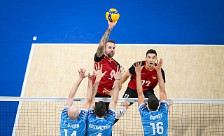 Georg Grozer (hinten links) konnte das Team nicht wie gewohnt mitreißen. - volleyballworld/dpa Georg Grozer (hinten links) konnte das Team nicht wie gewohnt mitreißen. - volleyballworld/dpa